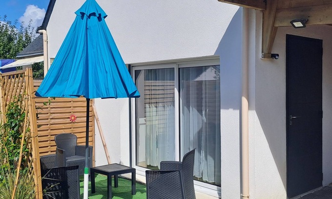 Clohars-Carnoet Villa | 1/2 House, 2 bedrooms, living room, garden. Carport Centre de clohars 💚