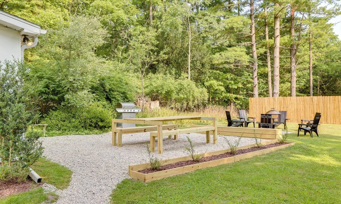 Frankfort House | 1/2 Mi to Dtwn Frankfort: 'Fernhaven' Home w/Yard