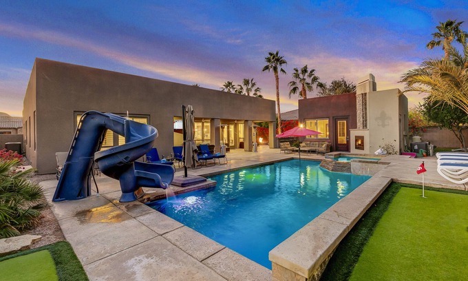 Rancho Santana House | 1/3 Acre ULTIMATE AIRBNB-8 beds