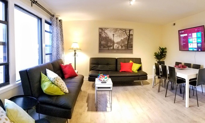 Chinatown Condo | 1 #33 - 4 Bedroom/2 Bath Condo near McCormick Place, Wintrust Arena, Chinatown
