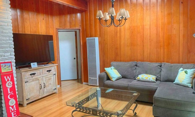 East Manhattan Beach Apartment | 1.3M To Beach | Close To LAX & Park | Pets #1