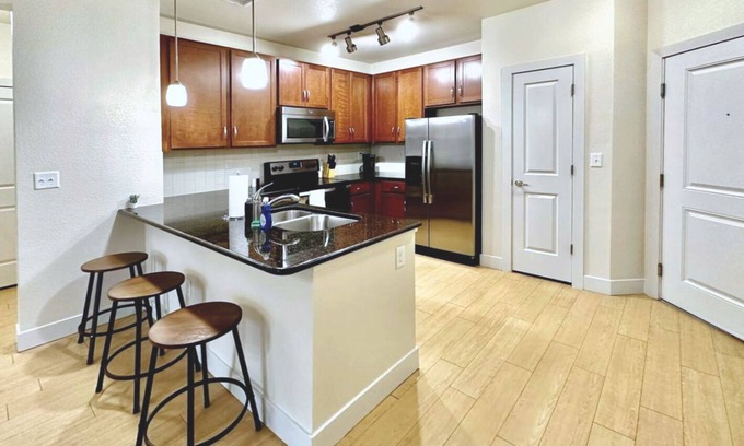 Lone Tree Apartment | 1/4 Mile from Sky Ridge Medical