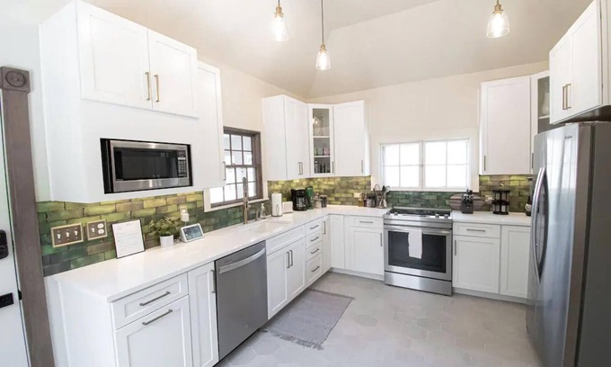 Littleton House | 1 5 Blocks to Main St Littleton Luxury Garden Pets