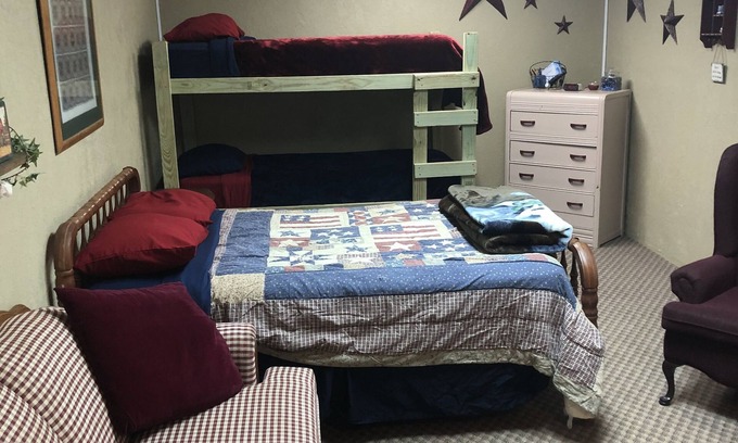 Board Camp Apartment | #1 Americana Kitchenette near Wolf Pen Gap, alcohol & smoke-free environment