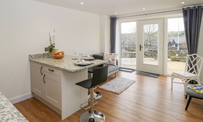 Rastrick Cottage | 1 Barn Cottages