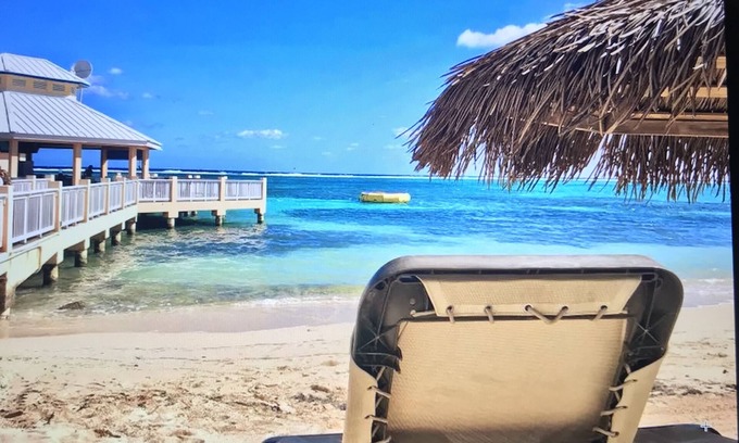Colliers Bay Apartment | 1 Bd Suite - Poolside - Property on White Sandy Beach & Crystalline Water!