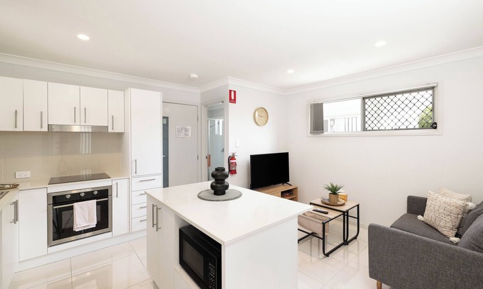 Rocklea Apartment | 1 Bdr Apt! GST Credits! Undercover Parking! 514F1