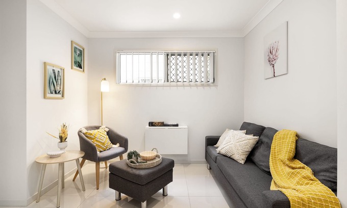 Rocklea Apartment | 1 Bdr Apt! GST Credits! Kitchen! Parking! 314F1