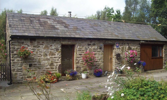 Buxworth Cottage | 1 bedroom accommodation in Whaley Bridge near Buxton