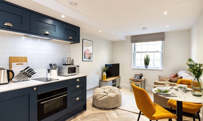 Stoney Middleton Apartment | 1 bed apartment with stunning views in the pretty village of Stoney Middleton.