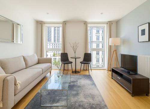 Isle of Dogs Apartment | 1 Bed Apartment in Canary Wharf