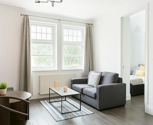 Pimlico Apartment | 1 Bed Apartment in Central Victoria