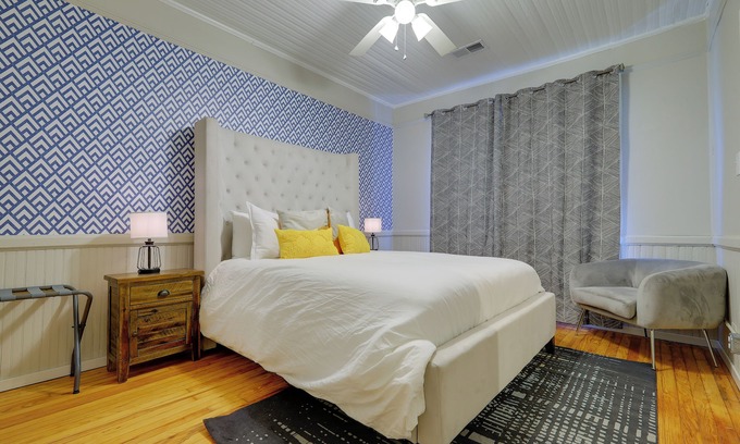 Columbia Apartment | 1 Bed Comfy - Historic Downtown Columbia (Elmwood Park)