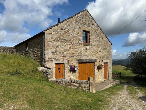 Combs House | 1 Bed in Combs PK674