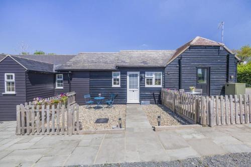 Howlett End House | 1 Bed in Great Sampford oc-f32653