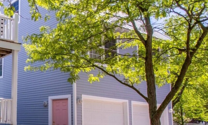 Michigan City House | 1 Bed + Loft in Resort - Pool, Fishing, Lake Access