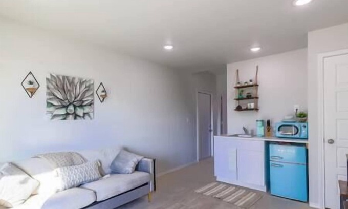 Canyon Lake House | 1 Bed | Private Waterfront Tiny Home 1BR | 6A, Private Waterfront Tiny Home 1BR | 6A