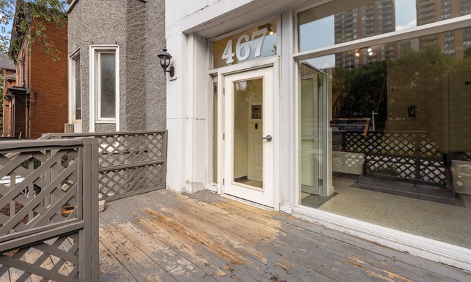 Byward Market - Parliament Hill Apartment | 1 Bed Room - Downtown Ottawa