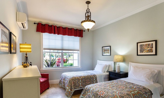 Rural Estates House | 1 bed / shared bath Suite 08A in Naples, FL Bed & Breakfast. Fully furnished with amenities.