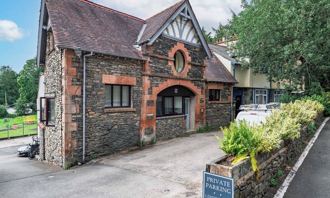 Bowness-on-Windermere Cottage | 1 bedroom accommodation in Bowness on Windermere