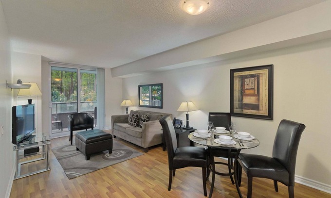 Bendale Apartment | 1 Bedroom/1 Bathroom Suite