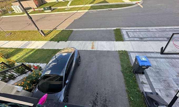Brampton Apartment | 1 Bedroom 1 Washroom Private unit in a house