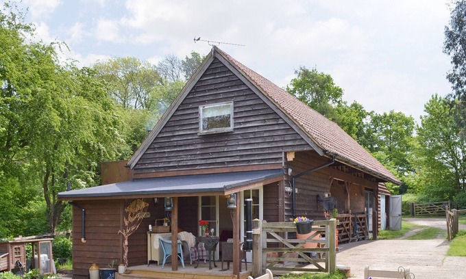 Bishop's Stortford Cottage | 1 bedroom accommodation in Elsenham, near Bishop’s Stortford