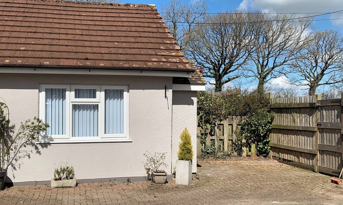Black Torrington Cottage | 1 bedroom accommodation in Highhampton, near Beaworthy