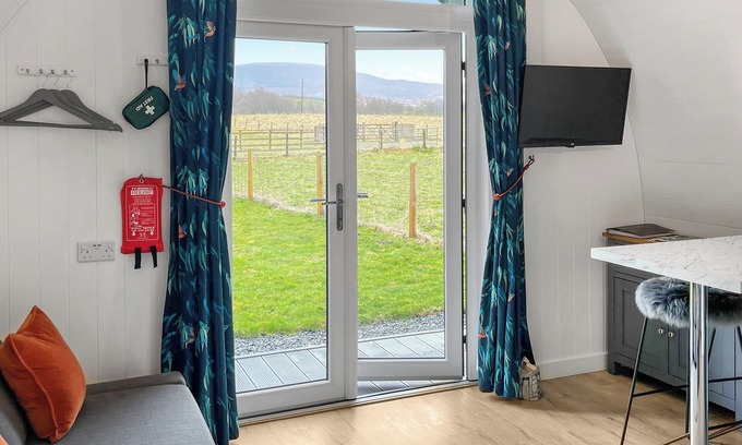Cromdale Cottage | 1 bedroom accommodation in Cromdale, near Grantown-on-Spey