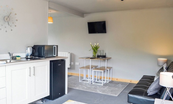 Crossmichael Cottage | 1 bedroom accommodation in Crossmichael, near Castle Douglas