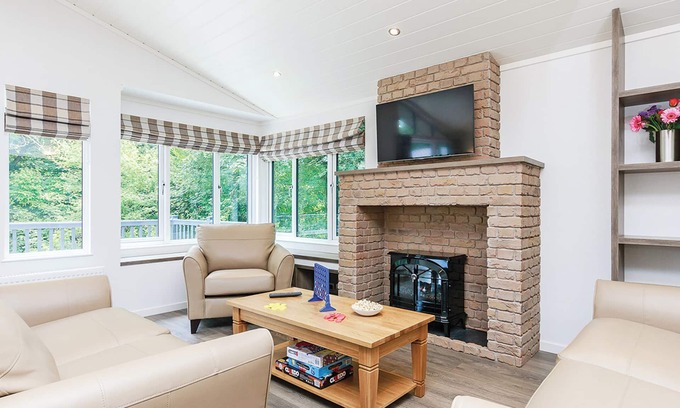 Newton St Loe Ski Chalet | 1 bedroom accommodation in Newton Saint Loe, Nr Bath