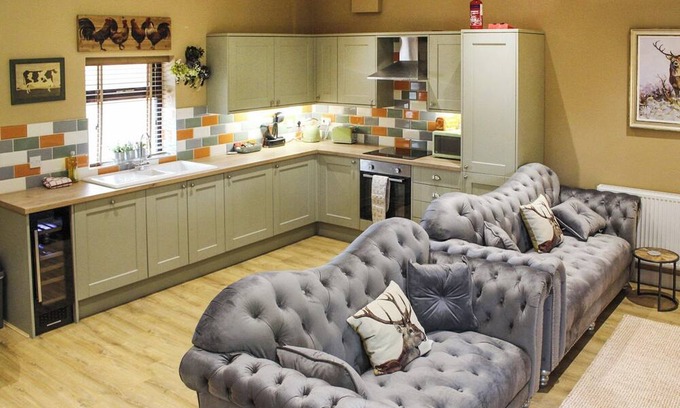 Kirk Sandall Cottage | 1 bedroom accommodation in Hatfield Woodhouse, Nr. Doncaster