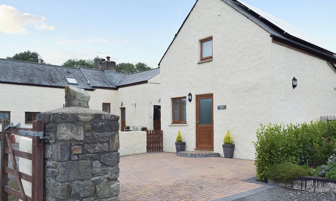 Pembroke Cottage | 1 bedroom accommodation in near Pembroke