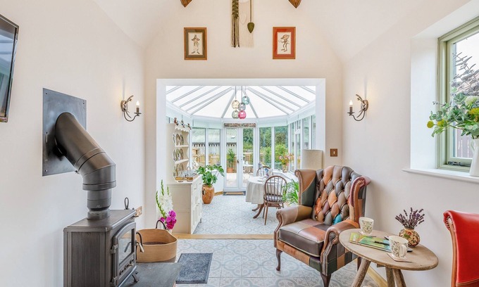 High Ercall Cottage | 1 bedroom accommodation in Ellerdine, near Telford