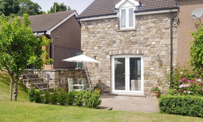 Abergavenny Cottage | 1 bedroom accommodation in Gilwern, near Abergavenny