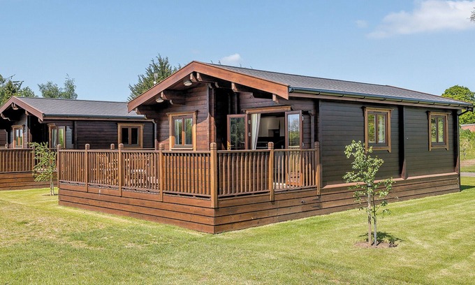 Wenhaston Cabin | 1 bedroom accommodation in Wenhaston, Halesworth