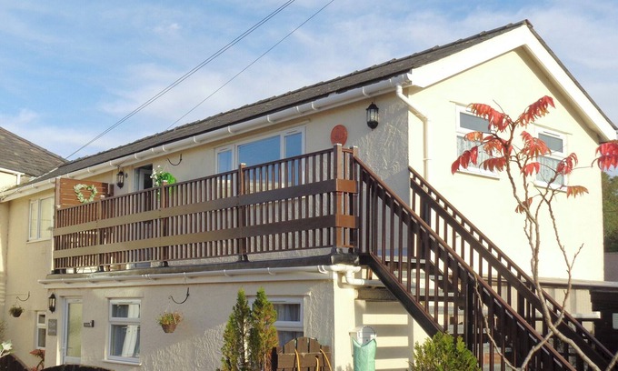 Pen-y-sarn Cottage | 1 bedroom accommodation in Pen-y-Sarn, near Amlwch