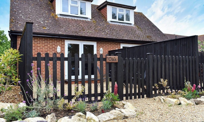 Herne Bay Cottage | 1 bedroom accommodation in Herne Common, near Herne Bay
