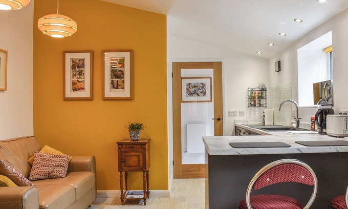 Newton Cottage | 1 bedroom accommodation in Porthcawl