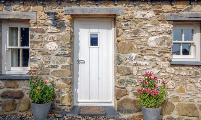 Haverfordwest Cottage | 1 bedroom accommodation in St Davids