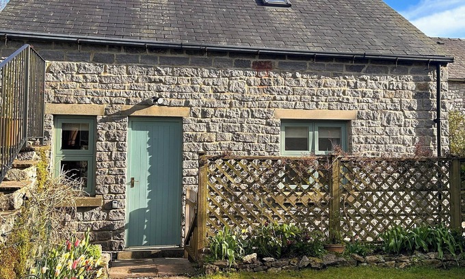 Tideswell Cottage | 1 bedroom accommodation in Tideswell