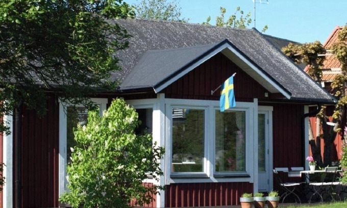Hallevik House | 1 bedroom accommodation in Sölvesborg