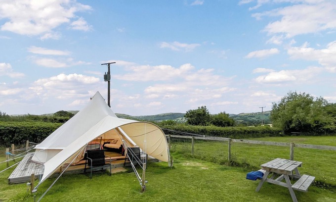 Rhyd-y-foel Cottage | 1 bedroom accommodation in Abergele