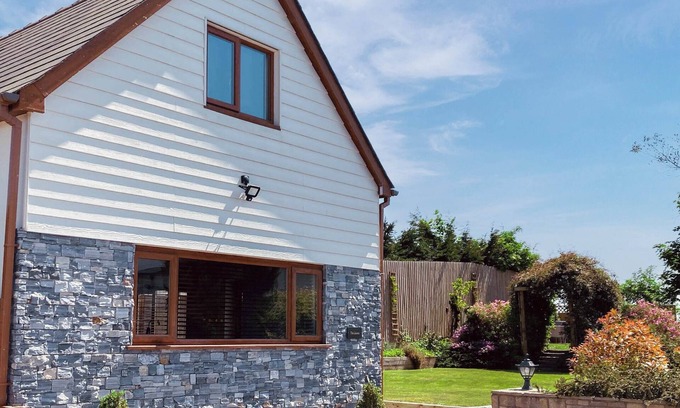 Kenfig Cottage | 1 bedroom accommodation in Bridgend