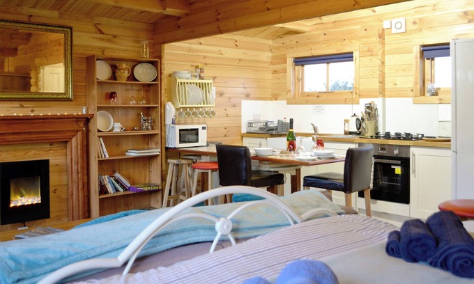 Goodwick Cottage | 1 bedroom accommodation in Llanwnda, near Goodwick
