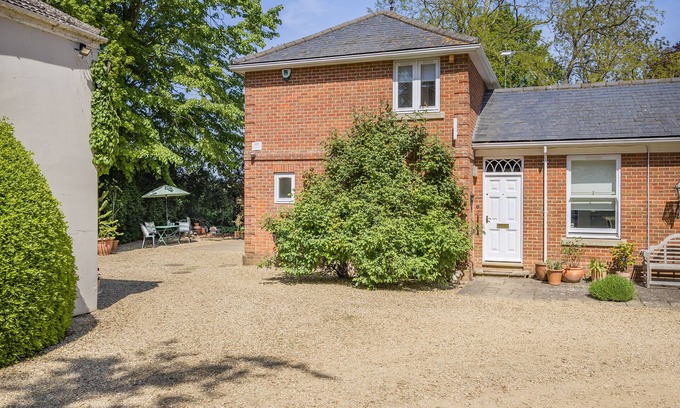 Spalding Cottage | 1 bedroom accommodation in Wykenham, near Spalding