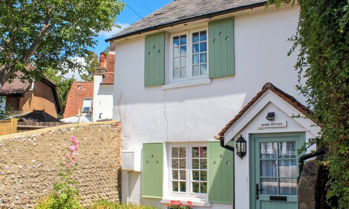 Findon Cottage | 1 bedroom accommodation in Findon, near Worthing