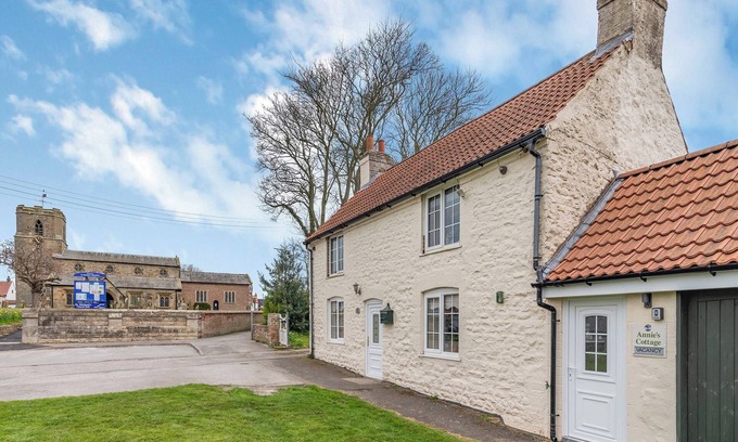 Bempton Cottage | 1 bedroom accommodation in Bempton