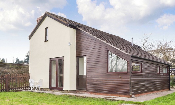 Drybrook Cottage | 1 bedroom accommodation in Drybrook, near Gloucester