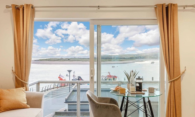 Exmouth Cottage | 1 bedroom accommodation in Exmouth